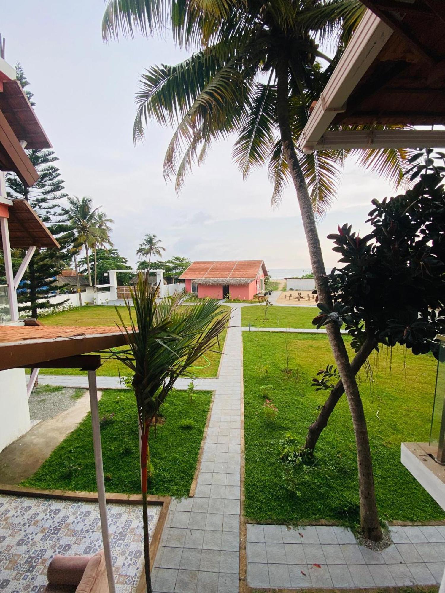 Beach House Varkala By Palmyra Bagian luar foto